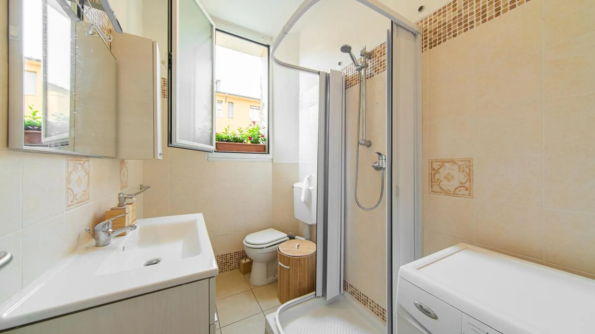 Becky Apartman Bologna
